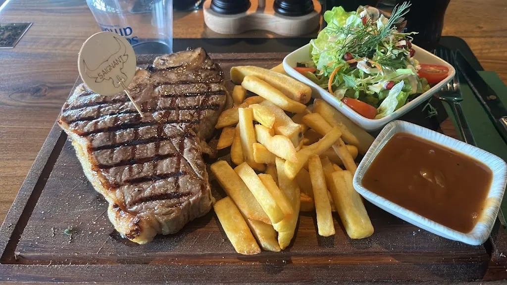 Montana Steak House_Sailly-Labourse_slider_image_3