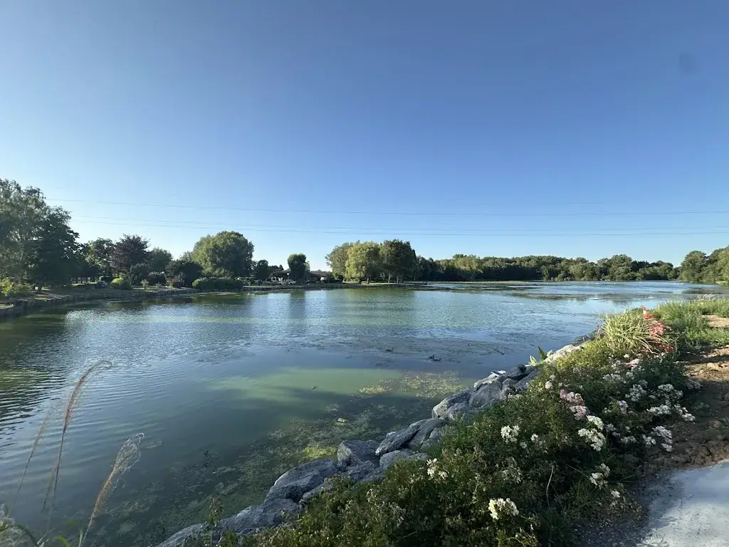 Auberge du Lac_Annay_slider_image_3