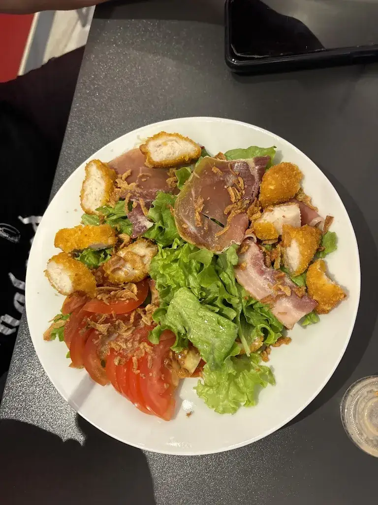 Pauliana Bonin_Le Burger à mille pâtes_Chazelles-sur-Lyon_review