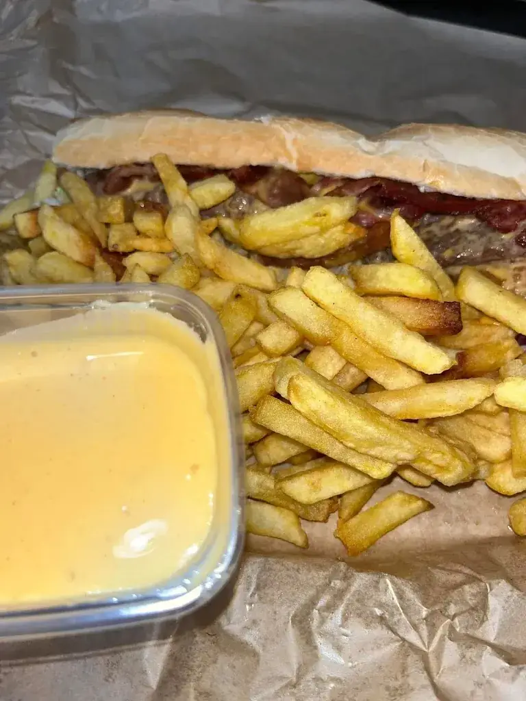 Leslie Lorieux_Chez Nico et Lorik_Aniche_review