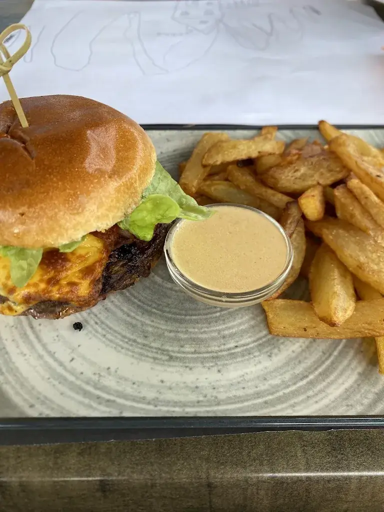 Dark_la C'antina_Pinon_review