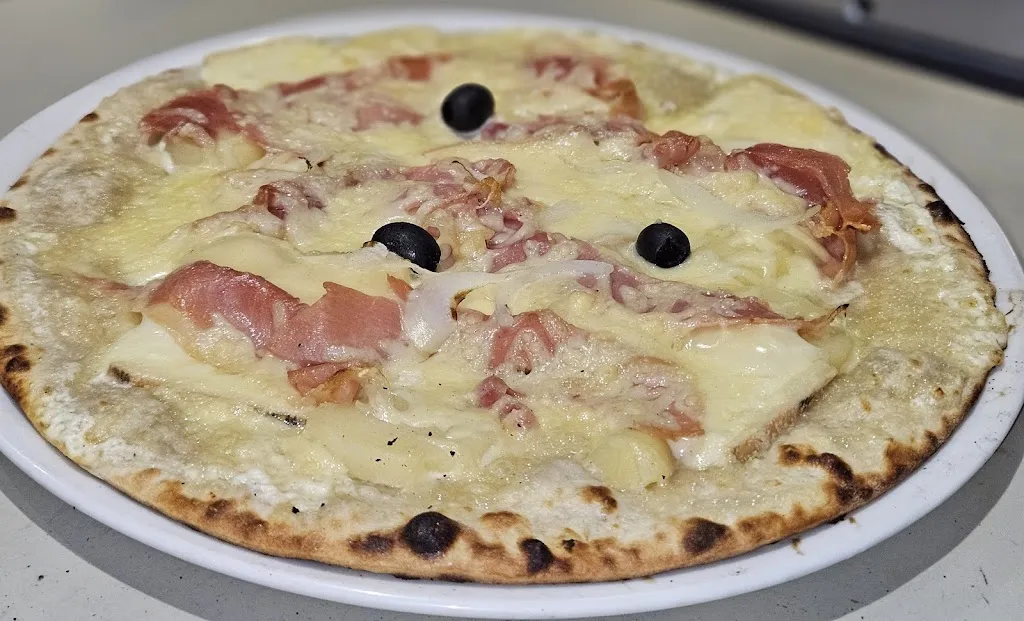 Menu_Pizzeria MAC DOWEL_Chazelles-sur-Lyon_image_7