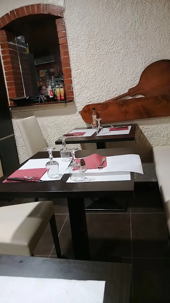 voyageur luxembourgeois alessandro_Pizzeria MAC DOWEL_Chazelles-sur-Lyon_review