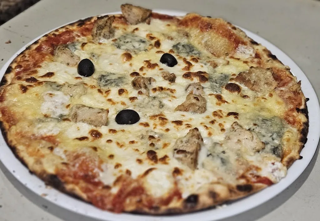 Pizzeria MAC DOWEL_Chazelles-sur-Lyon_slider_image_2