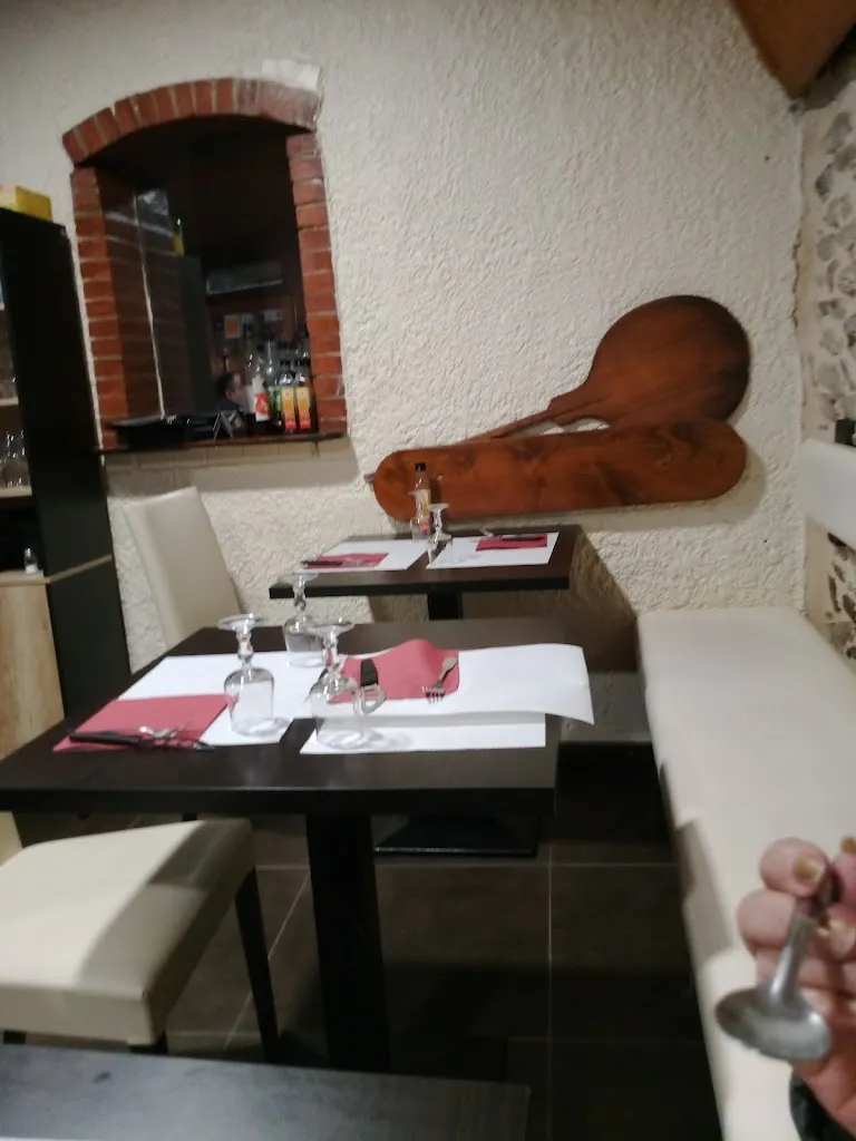 Pizzeria MAC DOWEL_Chazelles-sur-Lyon_slider_image_3