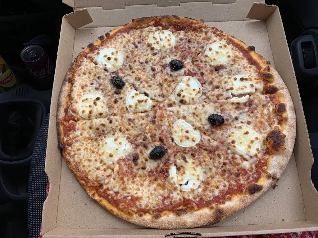 L'Pizza_Chazelles-sur-Lyon_slider_image_2