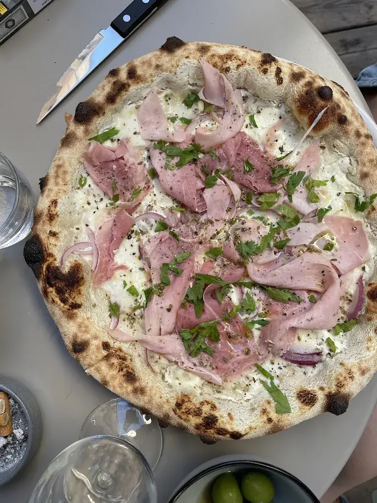 Noosa Pizza_Annœullin_slider_image_2