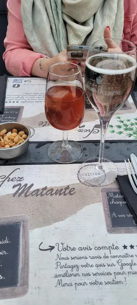 Anne-Cécile Hecquet_CHEZ MATANTE_Béthune_review