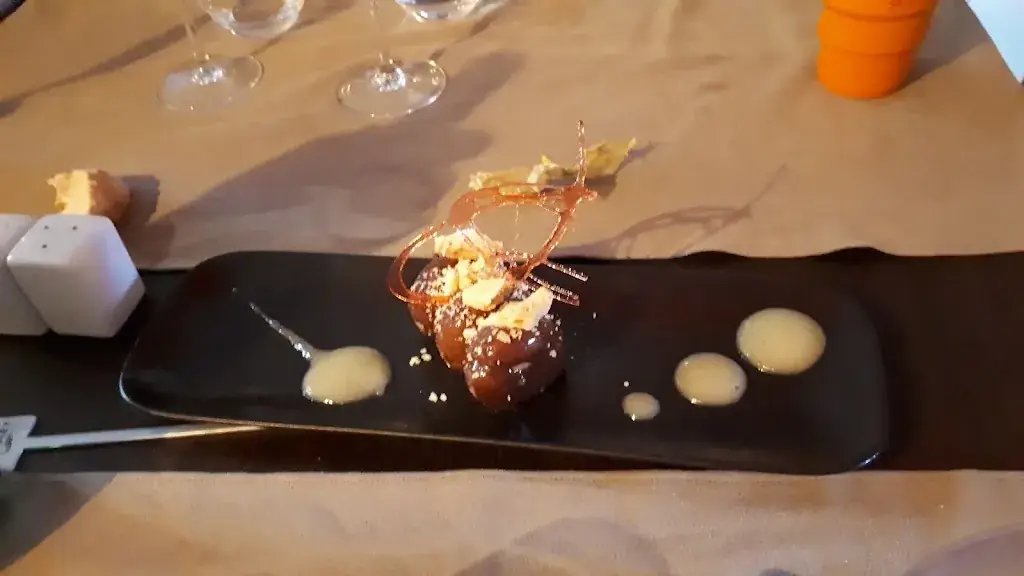 Célia Simpson_L'O à la Bouche_Béthune_review