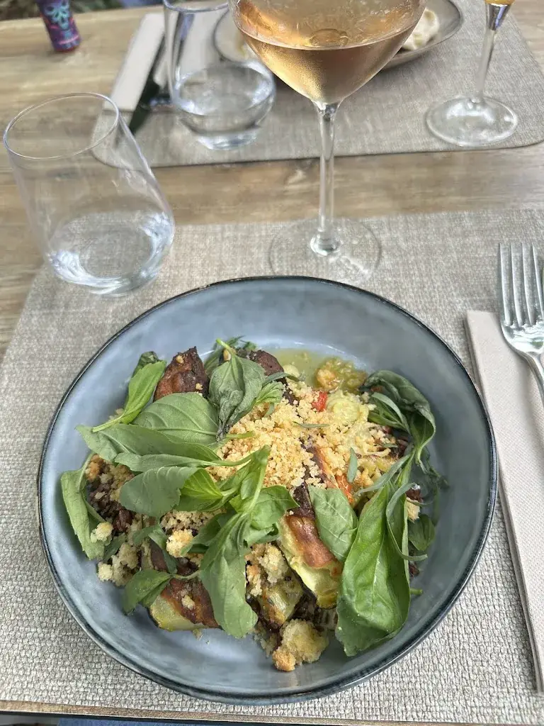 Léna Lemaire_L’Instant Présent_Villeneuve-d'Ascq_review