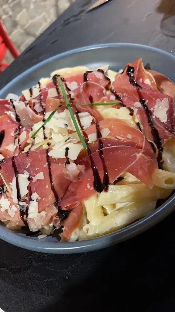 Anne-sophie Guillotot_Casa Di Napoli_Aire-sur-la-Lys_review