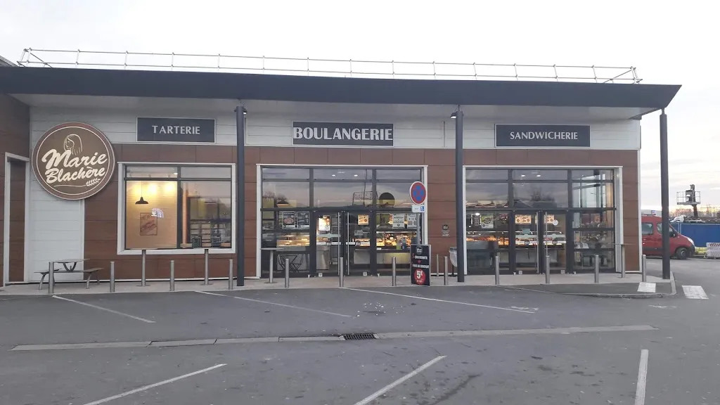 Marie Blachère Boulangerie Sandwicherie Tarterie restaurant in Aire-sur-la-Lys