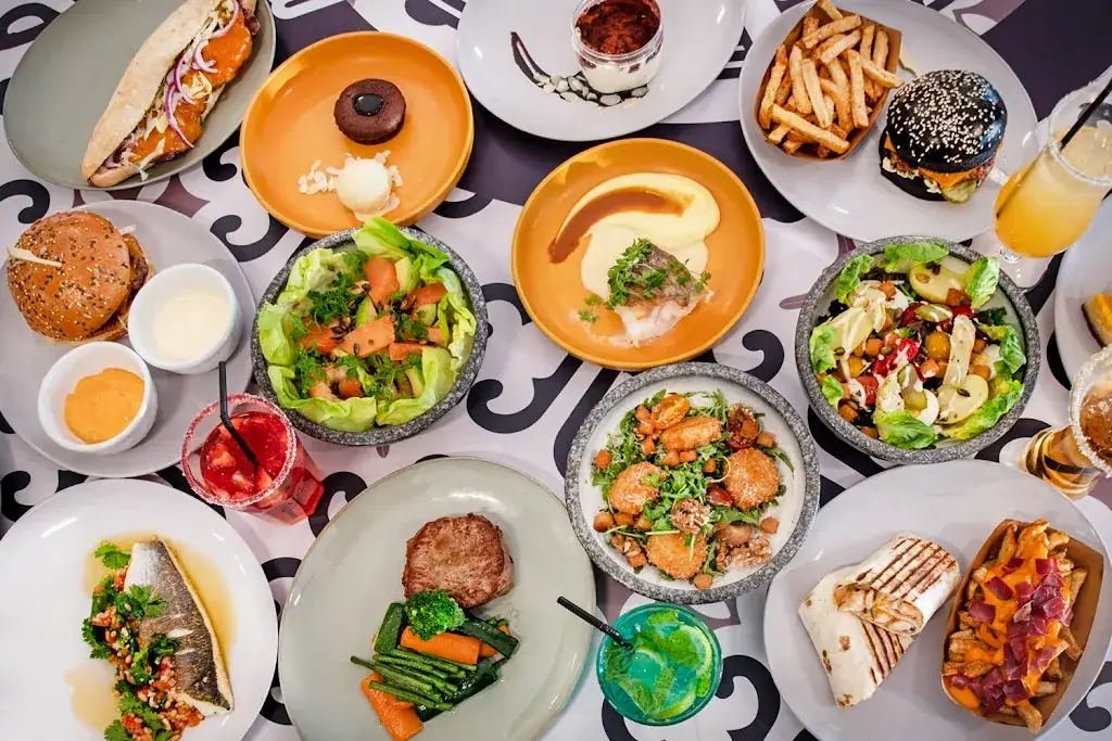 Quarter Time by Q.F.D_Beauvais_slider_image_3