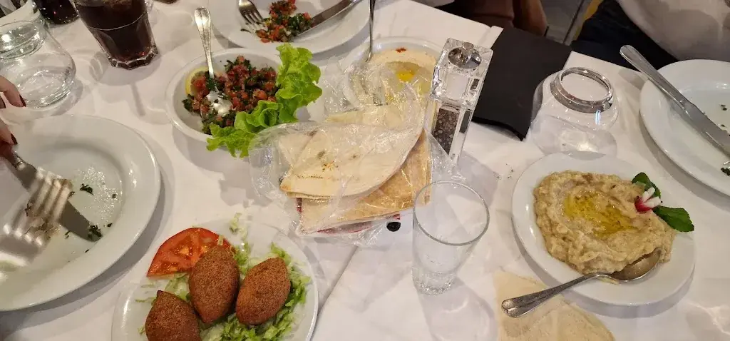 Joe Meghames_Al-Karma_Beauvais_review