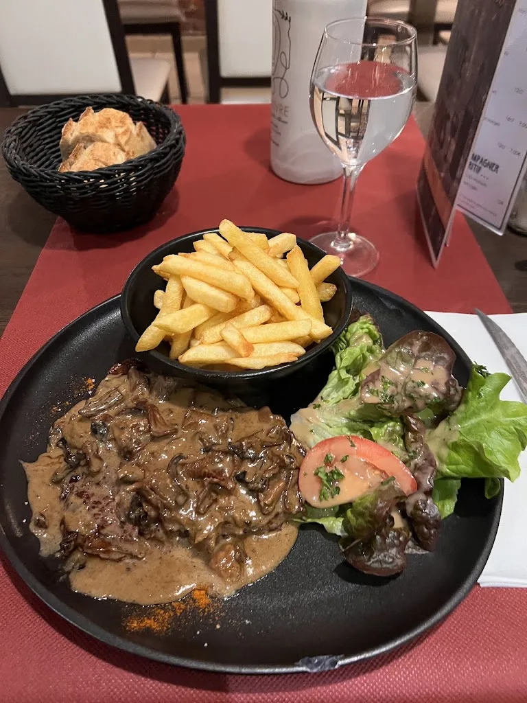 Restaurant Le Malassis_Collonges_slider_image_2