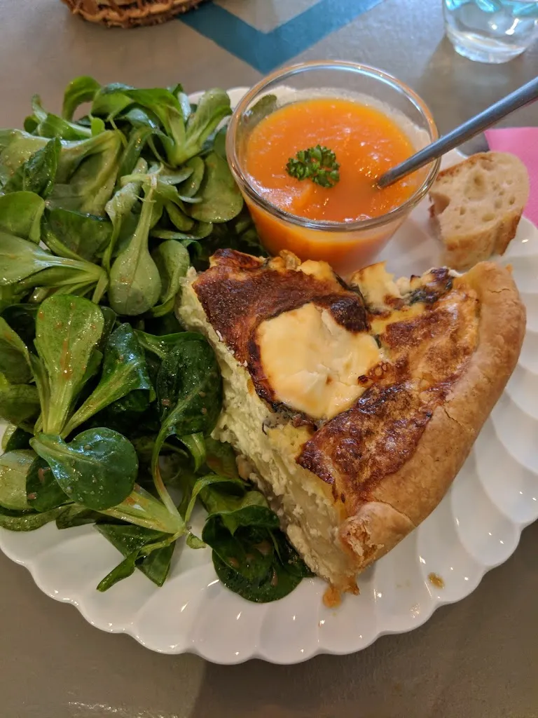 Eric Connelly_Prédici_Beauvais_review