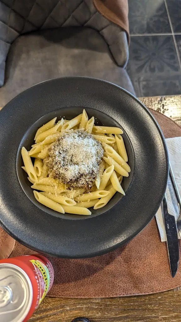 Naima A_Restaurant Francesca Beauvais_Beauvais_recensione