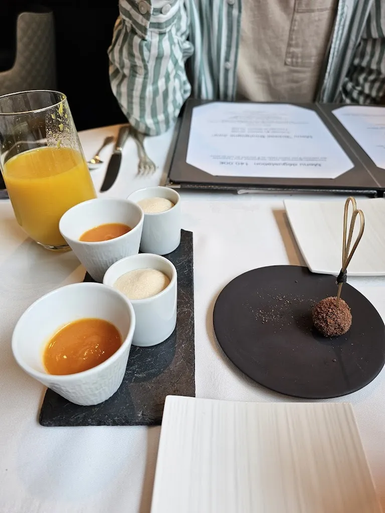 Loulou's Picture_Au Petit Relais_Coligny_review