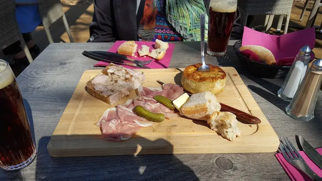 La Pergola Bouroult Eric restaurant à Brunémont