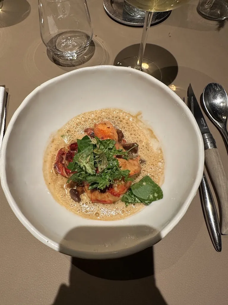 Martin Caron_L'Essentiel_Attiches_recensione