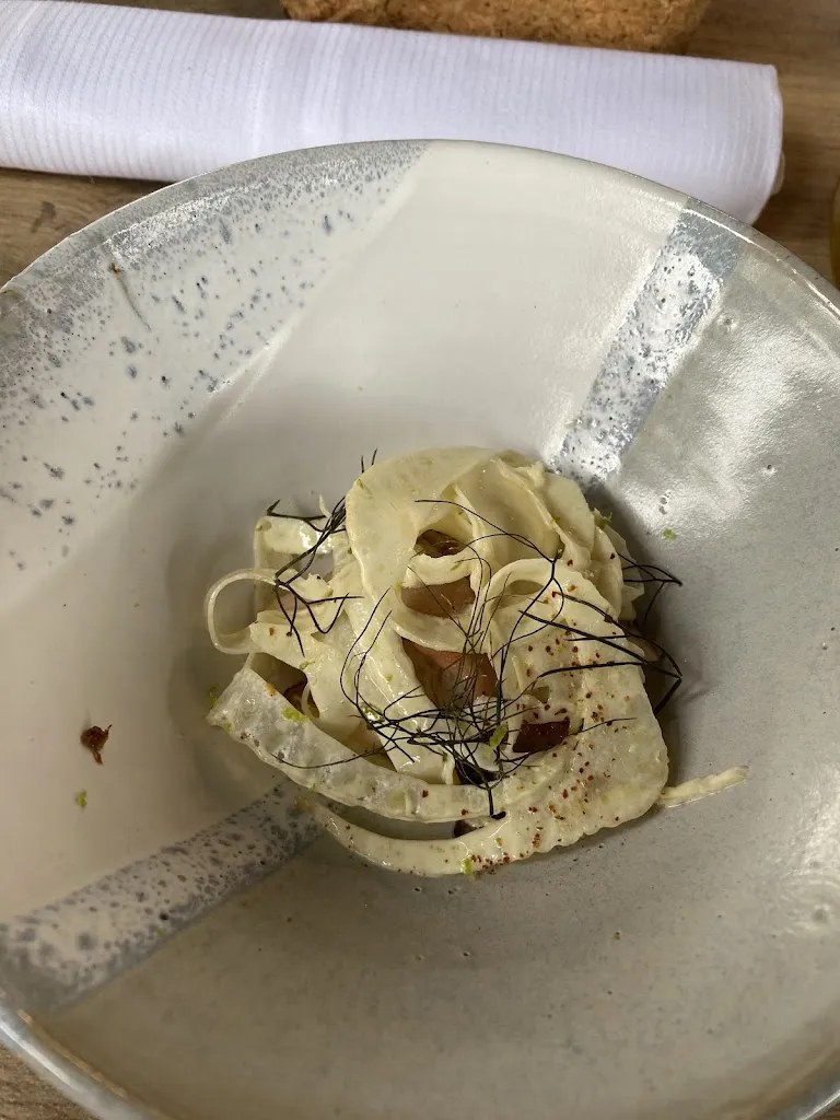 Charlotte M._L'Essentiel_Attiches_recensione