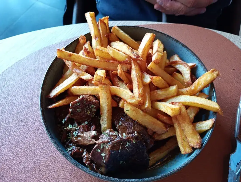 L'Auberg'In_Aubers_slider_image_3