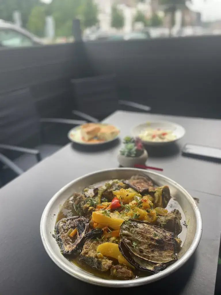 Fatima Boudaoud_Café Restaurant du Garage_Anzin_Bewertung