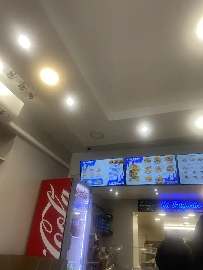 Chloe Petit_La Baguette Magic Anzin_Anzin_review