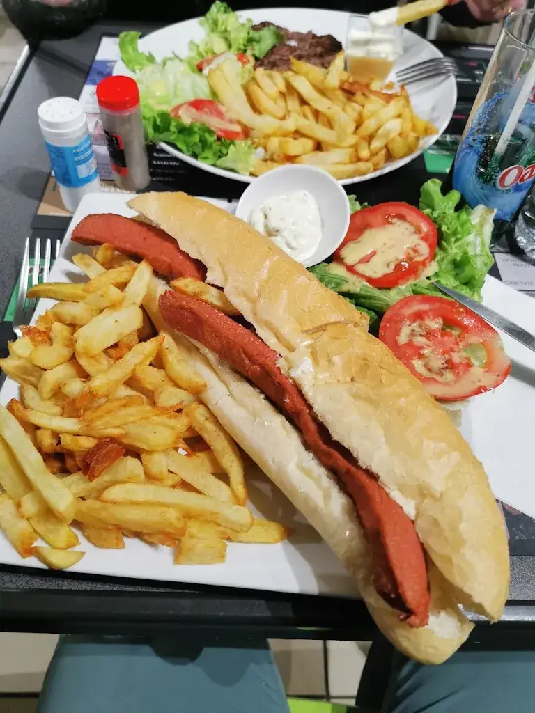 Vanessa Lermitte_Friterie le 107_Anzin_review