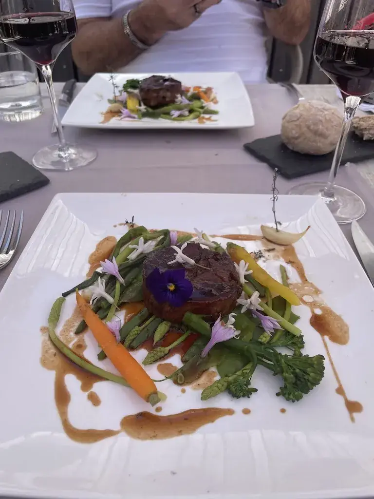 Le Musigny_Valenciennes_slider_image_3