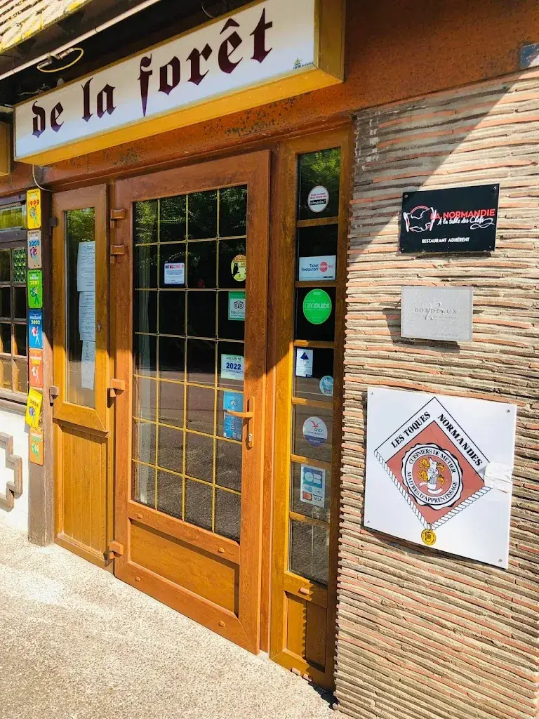 Auberge de la Forêt restaurant in Arques-la-Bataille