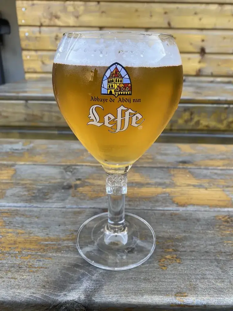 Belián Vörös_AU 421_Aubigny-au-Bac_review