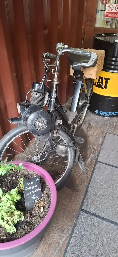 brett madden_La Cambuse_Dunkerque_recensione