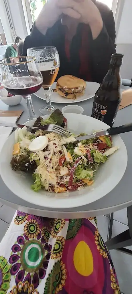 Doris Ladamebleue_Aux Délices Gourmands_Cappelle-la-Grande_review