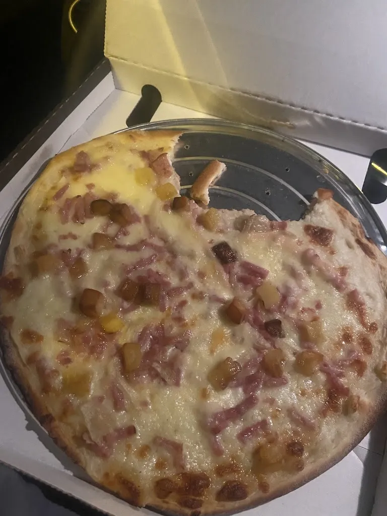 Distributeur automatique à pizza_Armbouts-Cappel_slider_image_2