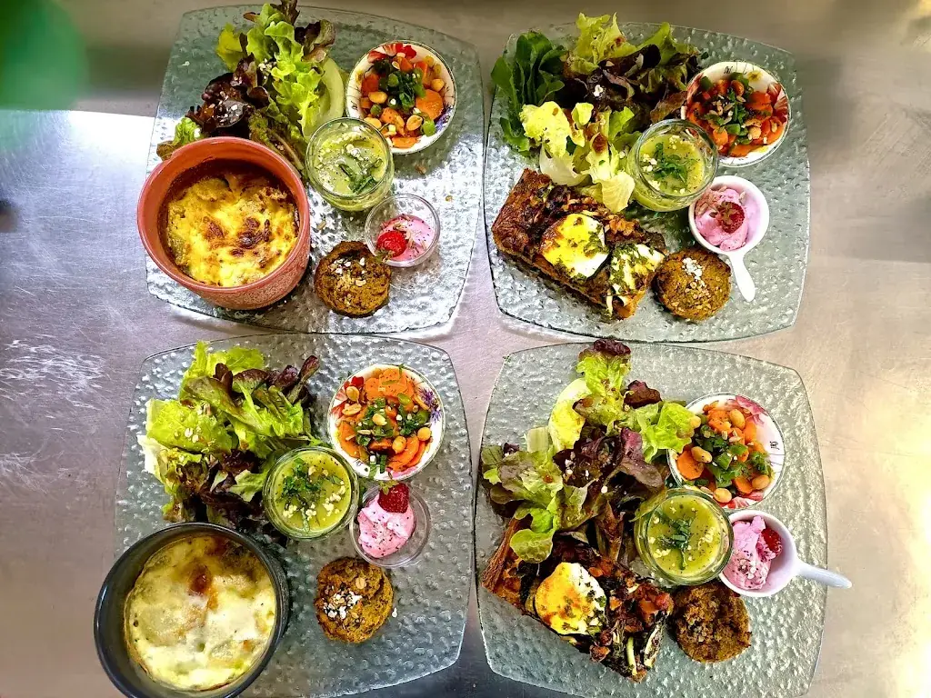 Ô p'tit resto de La TARTE A FAT_Chatte_slider_image_2