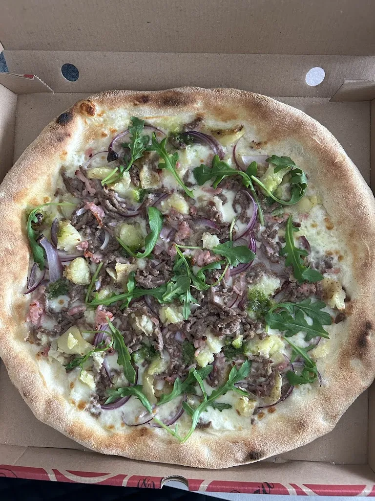 claire guisgand_Le Pizzarium_Auchy-les-Mines_review