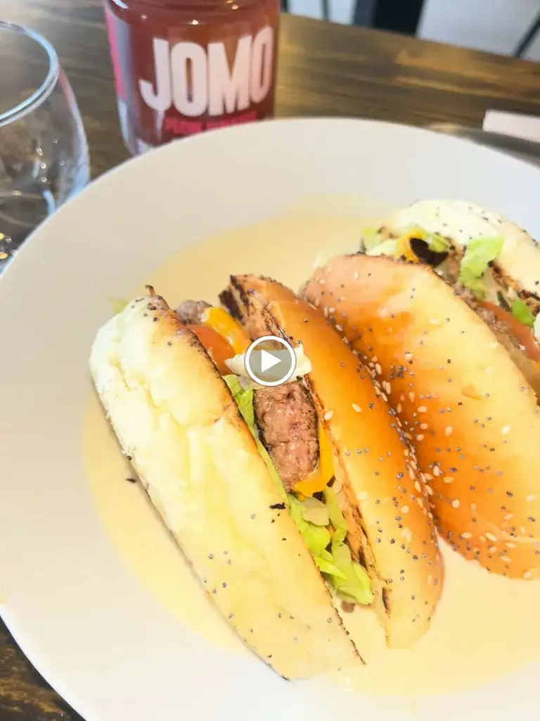 Mo-Vin's Burger_Auchy-les-Mines_slider_image_2