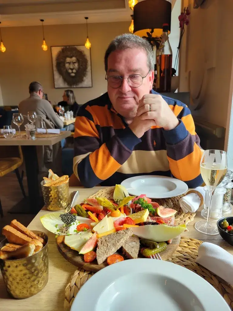 AUTANT TIC_Le Pavillon_Roost-Warendin_review