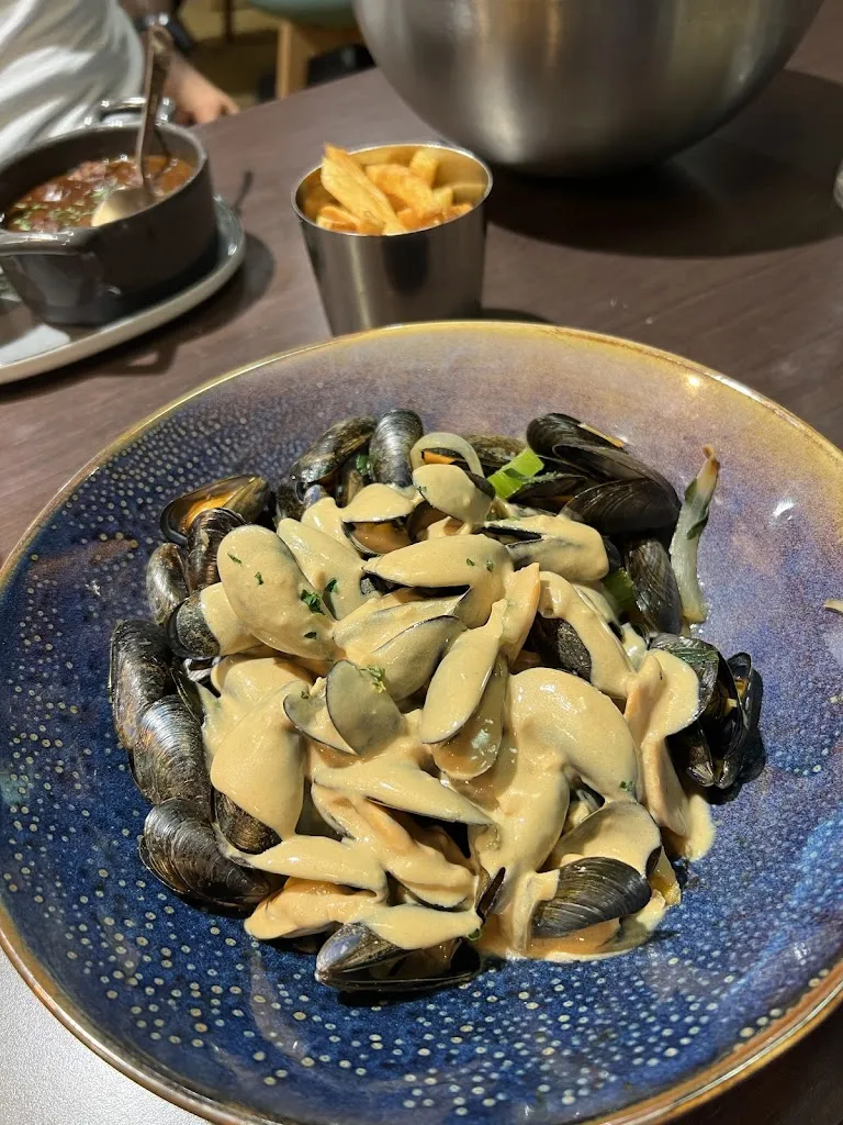 Zheng Liu_Chez Madeleine_Noyelles-Godault_review