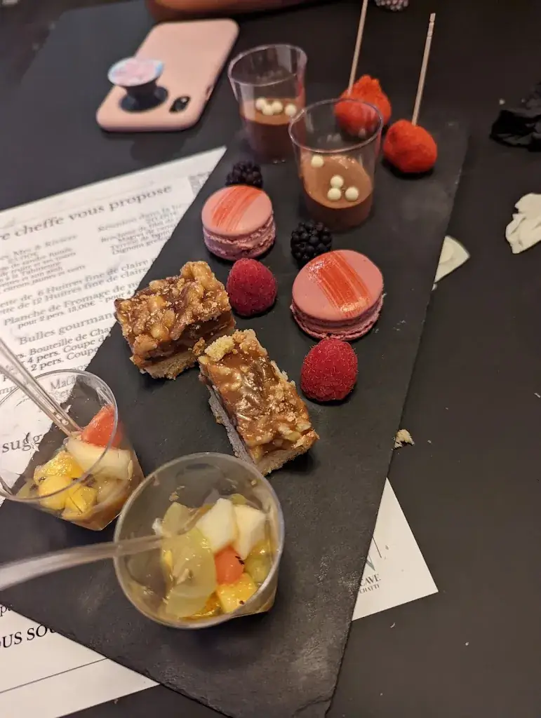 Ludmilla Nesteroff_O'Plan_Chatte_review