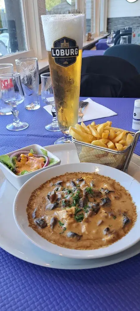 John C_La Cottage du Lac_Ardres_review