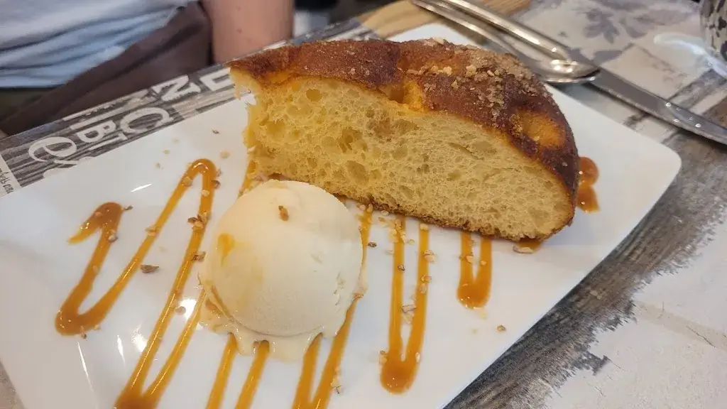 Eve M._O'TyNico_Attaques_review