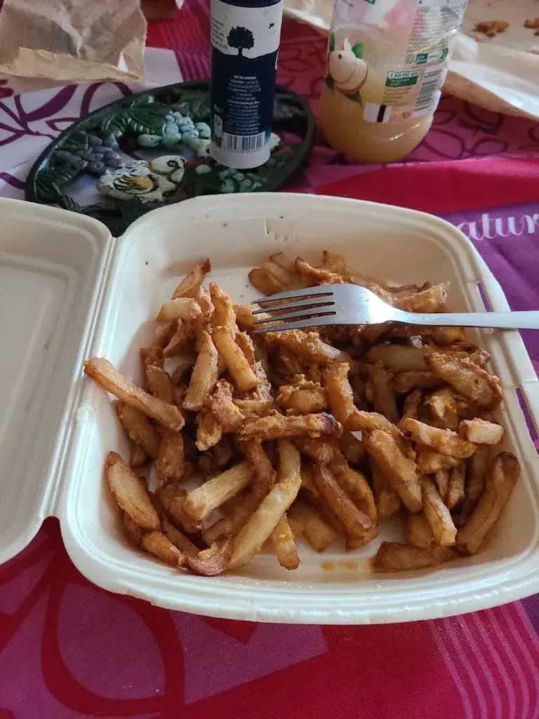 Friterie Glacier restaurant in Ardres