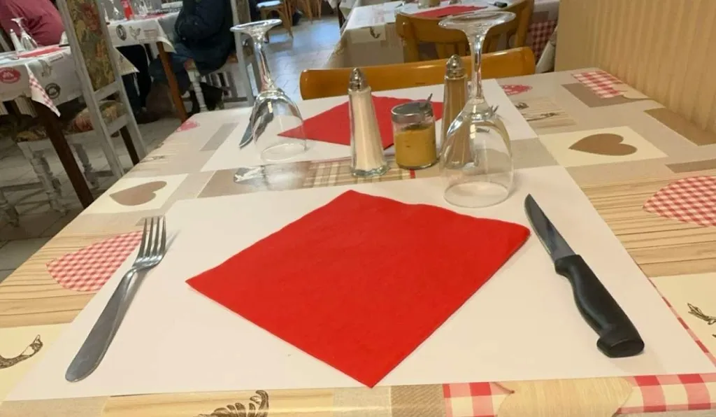 Christopher duval_La Fringale_Aubigny-en-Artois_review