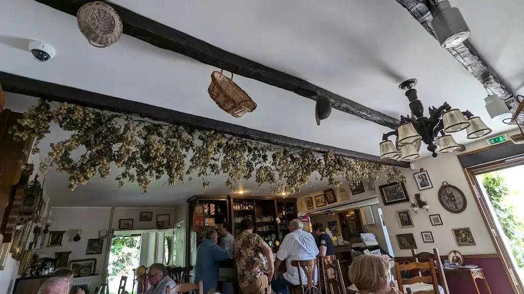 Estaminet La Belle Epoque_Frévin-Capelle_slider_image_1