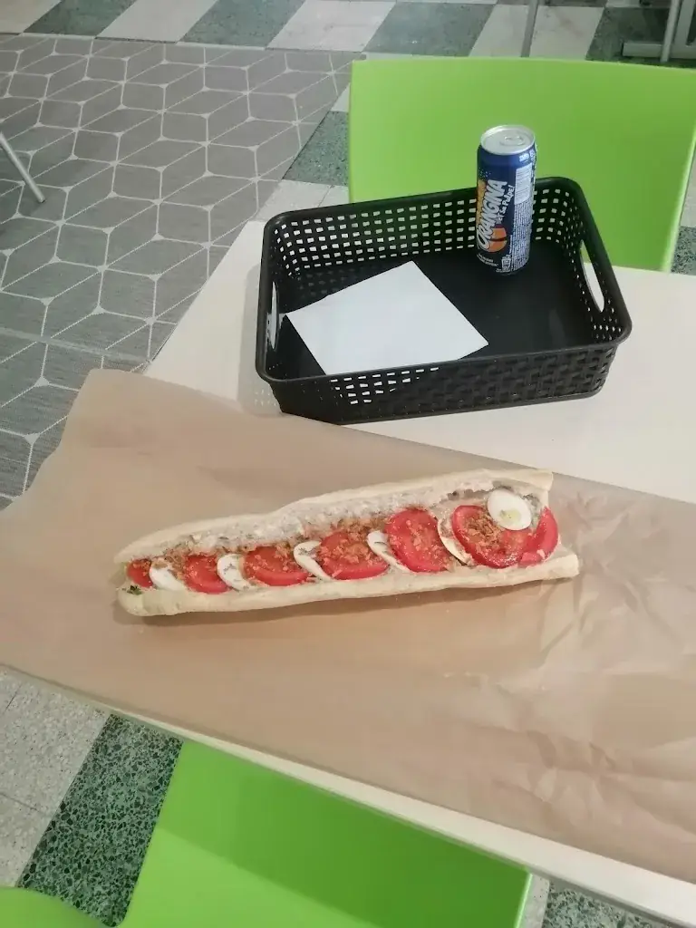 Kamel Sabbahi_La frite d’élite_Berles-Monchel_review