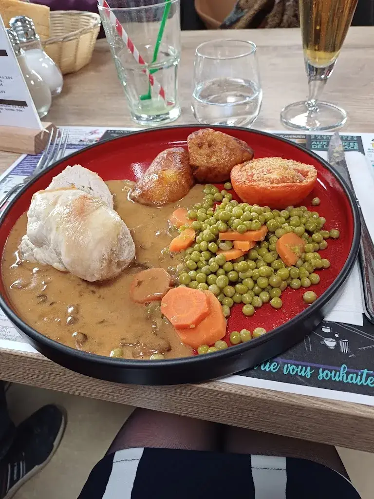 Marie-Ange CADYCK_Café de la mairie_Audruicq_recensione