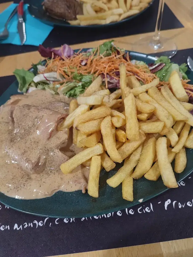 Les Petites Casseroles_Saint-Folquin_slider_image_2