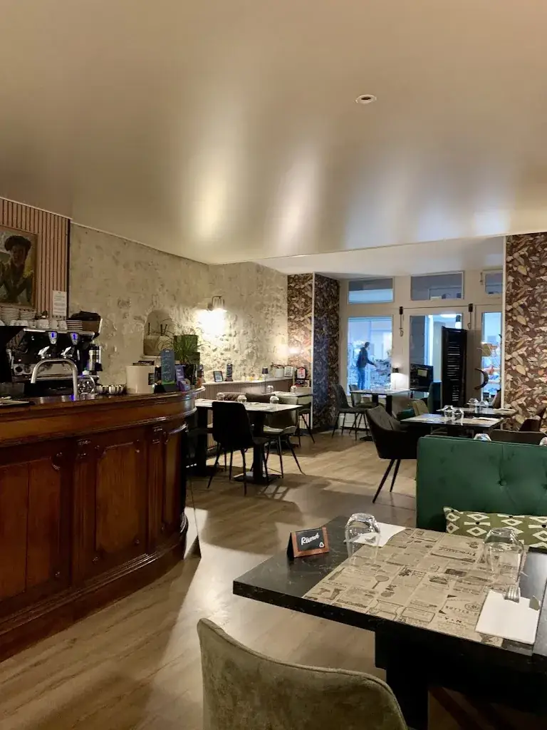 Marinelle BRUNO_La Pierre à Clous_Laon_review